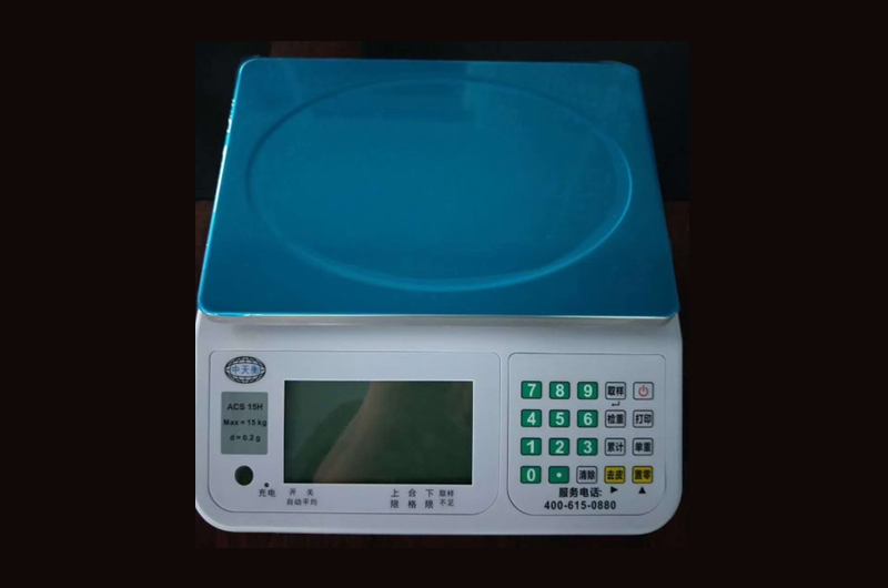 High-precision counting scale